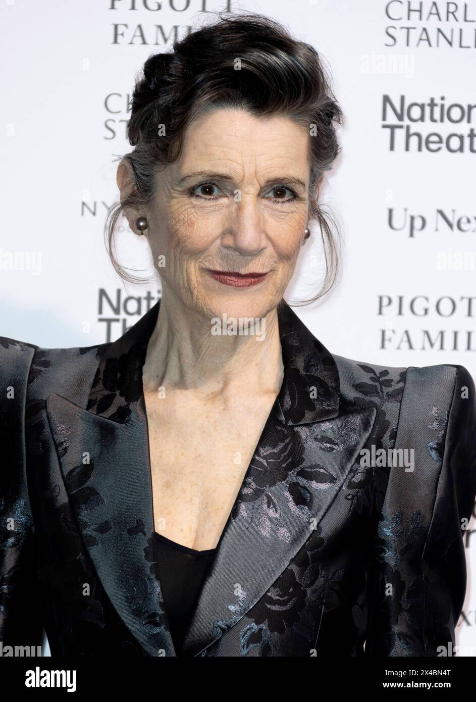1. Mai 2024, London, England, Vereinigtes Königreich - Dame Harriet Walter besucht Up Next Gala 2024, National Theatre Stockfoto