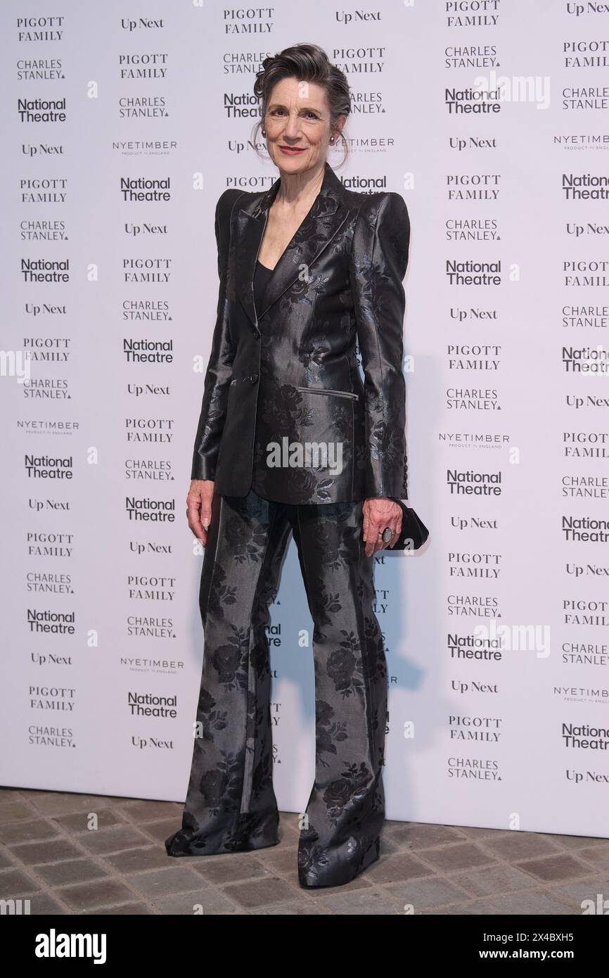 London, UK . 1. Mai 2024 . Harriet Walter fotografierte im National Theatre: Up Next Gala im National Theatre Southbank. Quelle: Alan D West/Alamy Live News Stockfoto