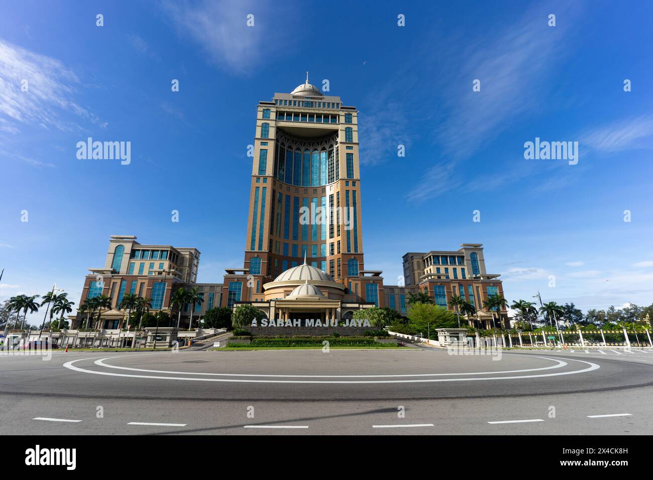 Kota Kinabalu, Sabah. Malaysia. 15. Februar 2023. Foto für Weitwinkelaufnahme des Sabah State Administrative Centre. Stockfoto