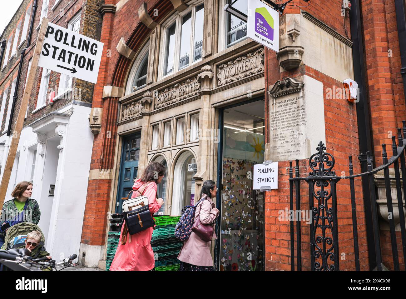 London, Großbritannien. Mai 2024. Die Wahlstation in der Great Peter Street in Westminster heute Nachmittag. Quelle: Imageplotter/Alamy Live News Stockfoto
