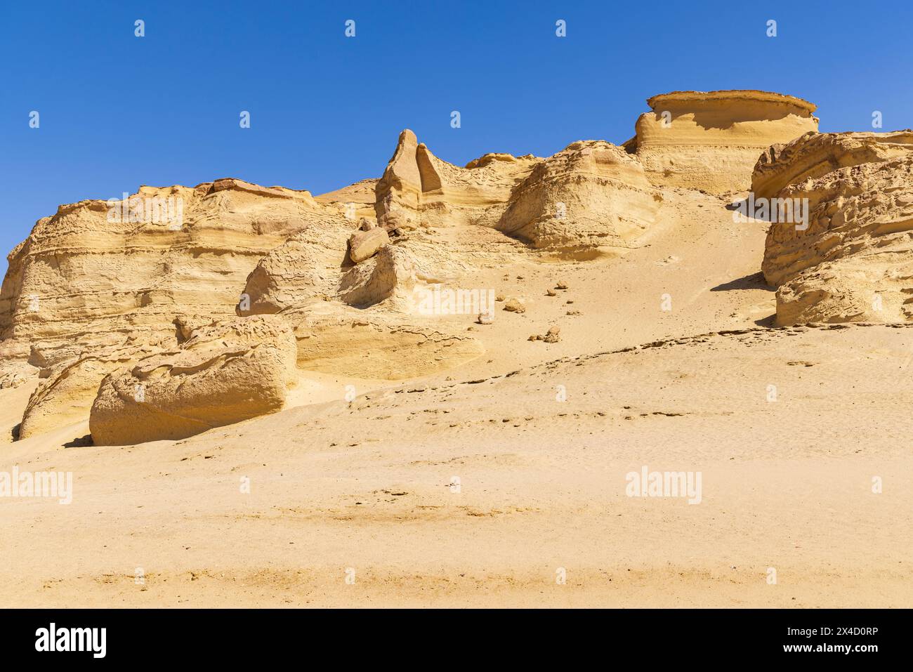 Wadi al Hitan, Faiyum, Ägypten. Erodierte Klippen am paläontologischen Standort Wadi el-Hitan. Stockfoto