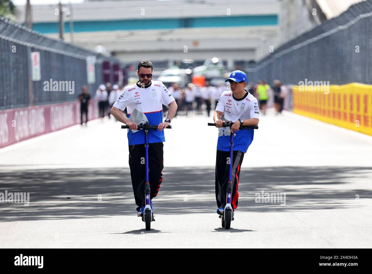 Miami, USA. Mai 2024. Yuki Tsunoda (JPN) RB fährt die Strecke. 02.05.2024. Formel-1-Weltmeisterschaft, Rd 6, Miami Grand Prix, Miami, Florida, USA, Vorbereitungstag. Das Foto sollte lauten: XPB/Alamy Live News. Stockfoto