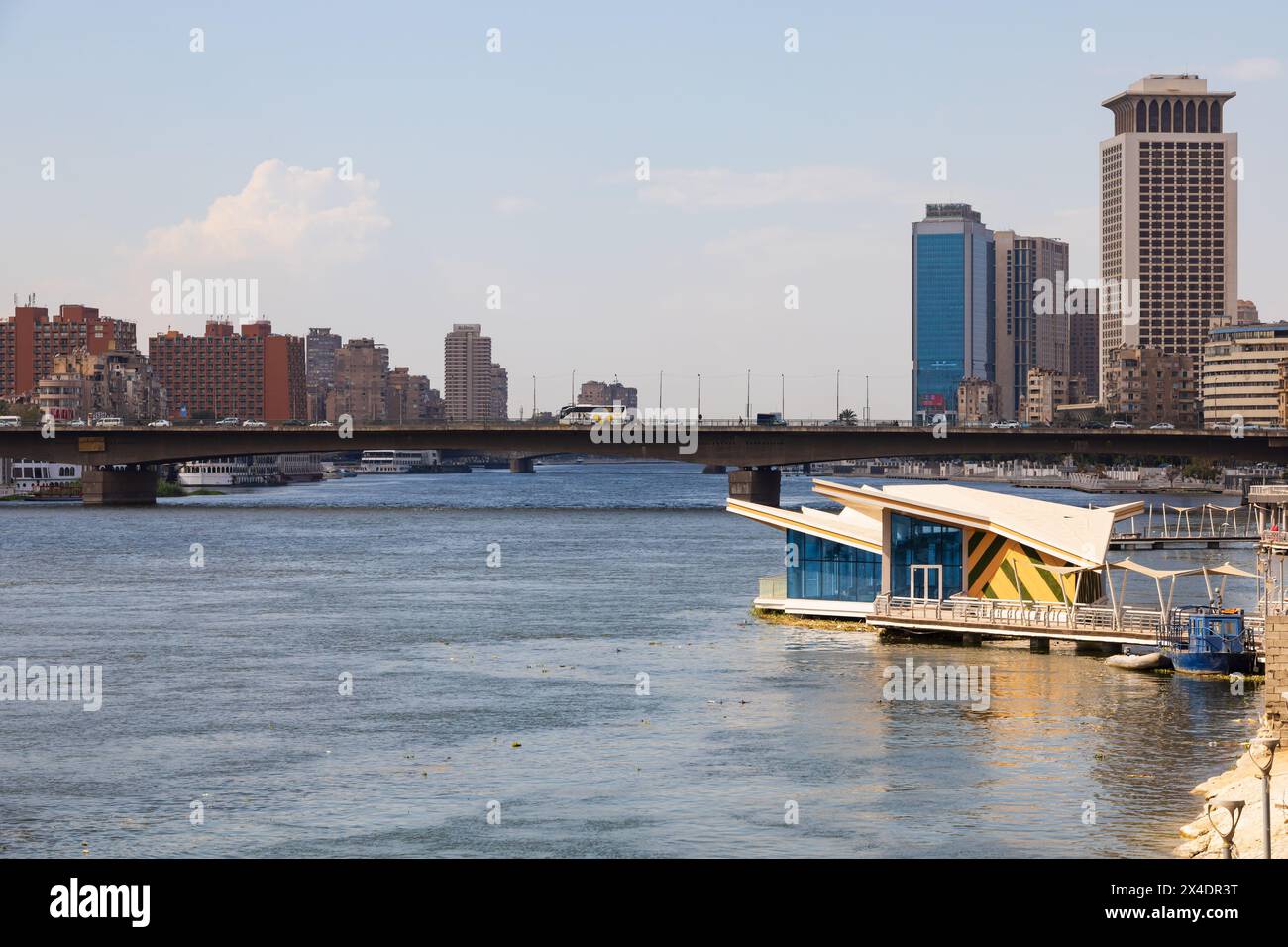 6. Oktober Brücke über den Nil, Kairo, Ägypten Stockfoto