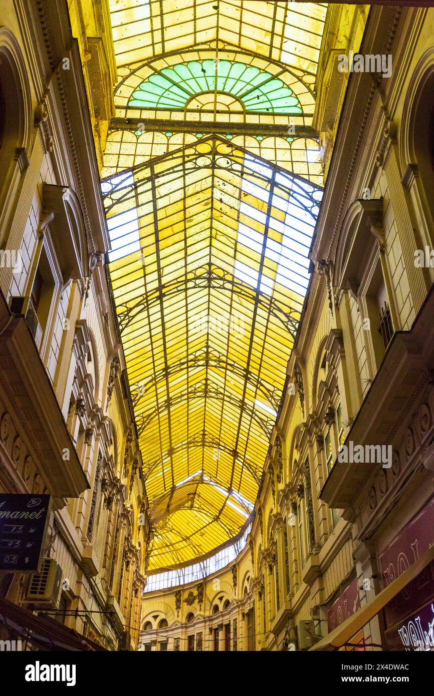 Rumänien, Bukarest. MACCA Vilacrosse Passage. 19. Jahrhundert. Xenopol. Bekannt als Jewelry Store Passage. Stockfoto