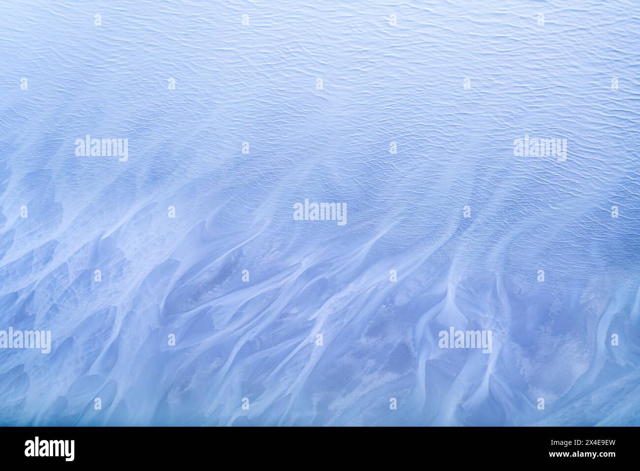 USA, Alaska, Lake Clark National Park. Aus der Vogelperspektive der Erosion der Küstenlinie von Cook Inlet. Stockfoto