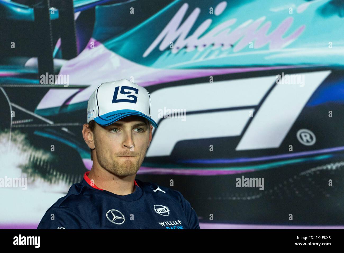 Miami Gardens, Usa. Mai 2024. Der US-amerikanische Formel-1-Pilot Logan Sargeant von Williams Racing wird am Donnerstag, den 2. Mai 2024, auf einer Pressekonferenz vor dem Formel-1-Grand-Prix von Miami im Miami International Autodrome in Miami Gardens, Florida, gesehen. Foto: Greg Nash/UPI Credit: UPI/Alamy Live News Stockfoto