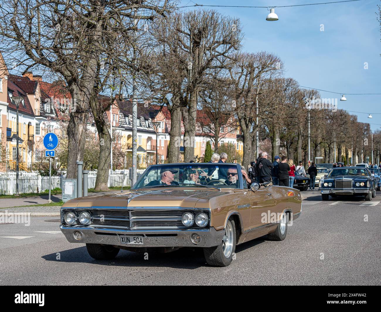 Oldtimer-Parade zum Frühjahr am 1. Mai 2024 in Norrköping, Schweden Stockfoto