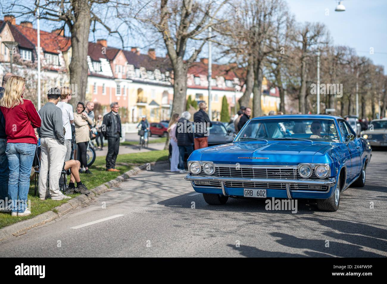 Oldtimer-Parade zum Frühjahr am 1. Mai 2024 in Norrköping, Schweden Stockfoto