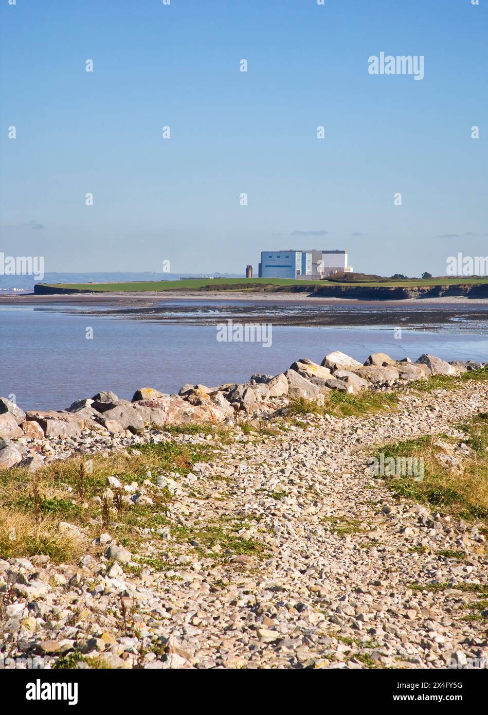 Fernsicht auf das Kernkraftwerk Hinkley Point aus Lilstock Somerset Stockfoto