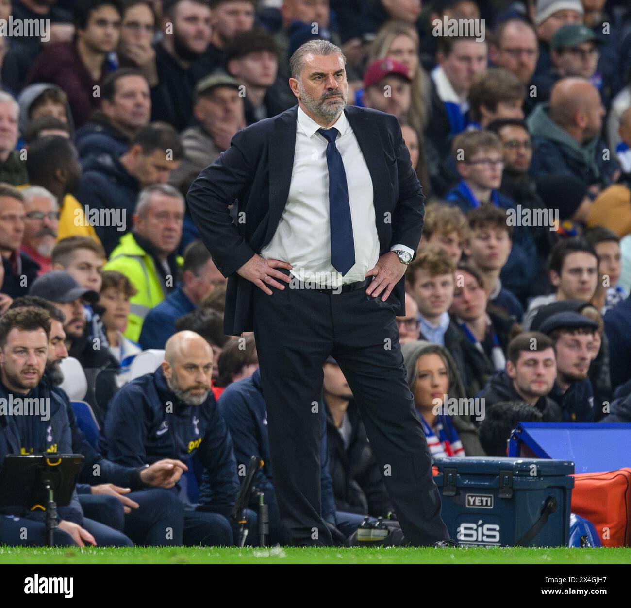 2. Mai 2024: Chelsea gegen Tottenham Hotspur – Premier League – Stamford Bridge. Tottenham Manager Ange Postecoglou. Bild : Mark Pain / Alamy Live News Stockfoto