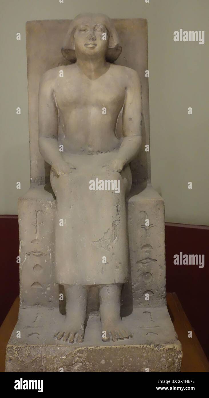Statue von Henkenu, königlicher Bekannter, Ehefrau oder Raefer. Nationales Ägyptenmuseum, El Kairo. Stockfoto