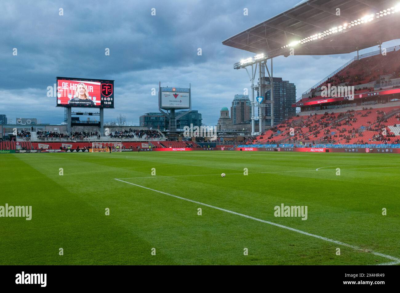 Toronto, ON, Kanada - 20. April 2024: Im BMO Field während des regulären Saisonspiels zwischen Toronto FC (Kanada) und New England Revolution (USA) Stockfoto