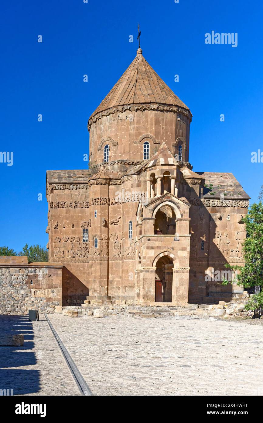 Akdamar Armenische Kirche des Heiligen Kreuzes aus dem 10. Jahrhundert, Insel Akdamar, Türkei Stockfoto