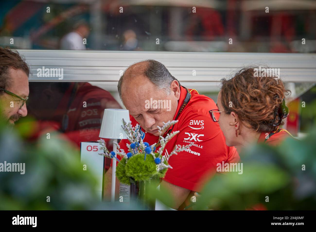 Miami Gardens, FL, USA. Mai 2023. Frederic Vasseur Scuderia Ferrari, F1 Grand Prix von Miami im Miami Autodrome in Miami Gardens, Florida, USA. Quelle: Yaroslav Sabitov/YES Market Media/Alamy Live News. Stockfoto