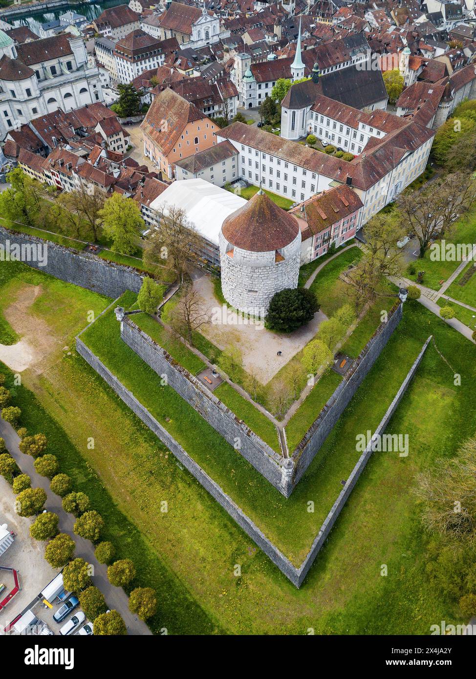 Luftbild des historischen Bastionsgeländes Riedholz in der Altstadt von Solothurn, Schweiz Stockfoto