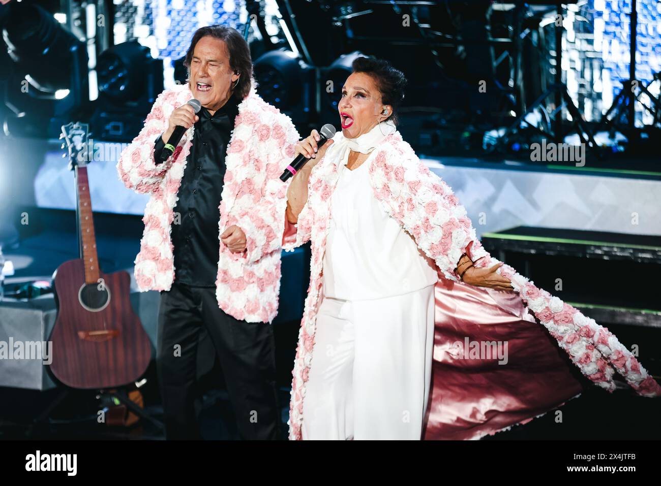 Mailand, Italien. Mai 2024. Mailand, I Ricchi und Poveri treten im Teatro Dal Verme auf. Auf dem Foto: Angela Brambati und Angelo Sotgiu Credit: Independent Photo Agency/Alamy Live News Stockfoto