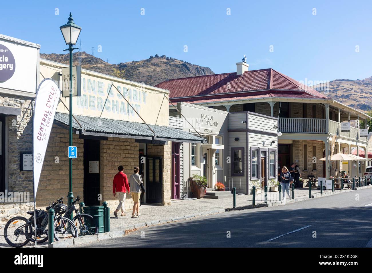 Historische Sunderland Street, Clyde, Central Otago, Otago, South Island, Neuseeland Stockfoto
