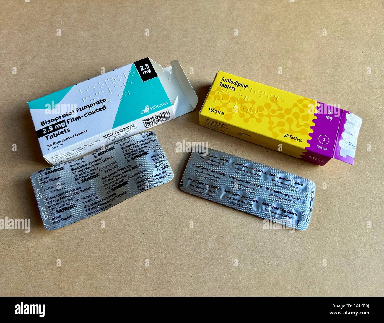 Bisoprololfumarat und Amlodipin Tabletten zur Behandlung von Hypertonie (Bluthochdruck) Stockfoto