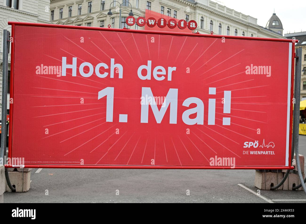 Wien, Österreich. Mai 2024. Mai-marsch der SPÖ Wien auf dem Rathausplatz in Wien Stockfoto