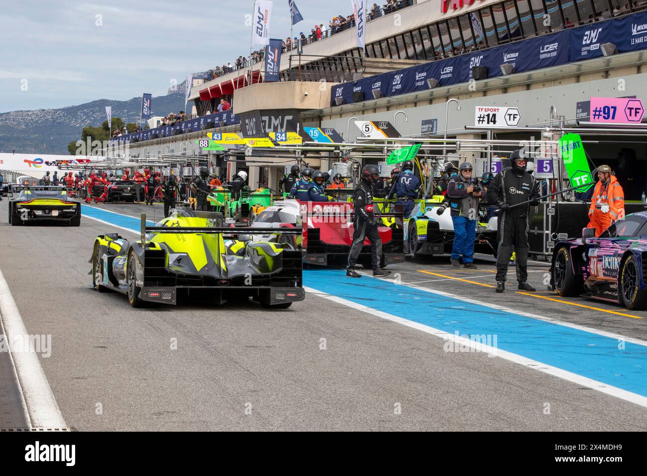 Le Castellet, Frankreich, 4. Mai 2024, Boxenstufe zu Beginn des freien Trainings 2 während der 4 Stunden von Le Castellet, zweites Rennen der European Le Mans Series 2024 (ELMS) auf dem Circuit Paul Ricard vom 02. Bis 05. Mai 2024 in Le Castellet, Frankreich - Foto Laurent Cartalade/MPS Agentur Credit MPS Agentur/Alamy Live News Stockfoto