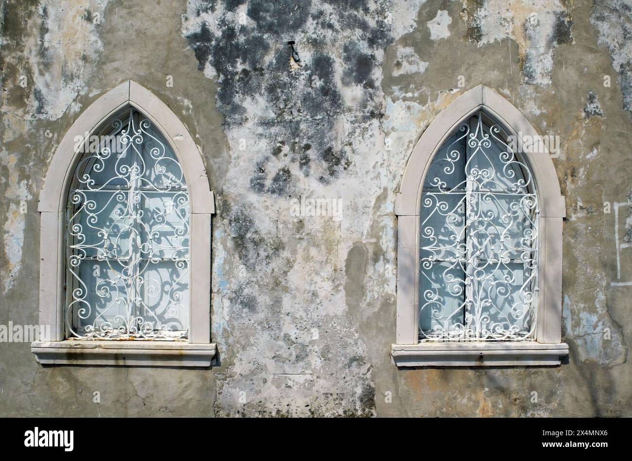 Fenster im Haus des Captains in Orebic, Dalmatien, Halbinsel Peljesac, Kroatien Stockfoto