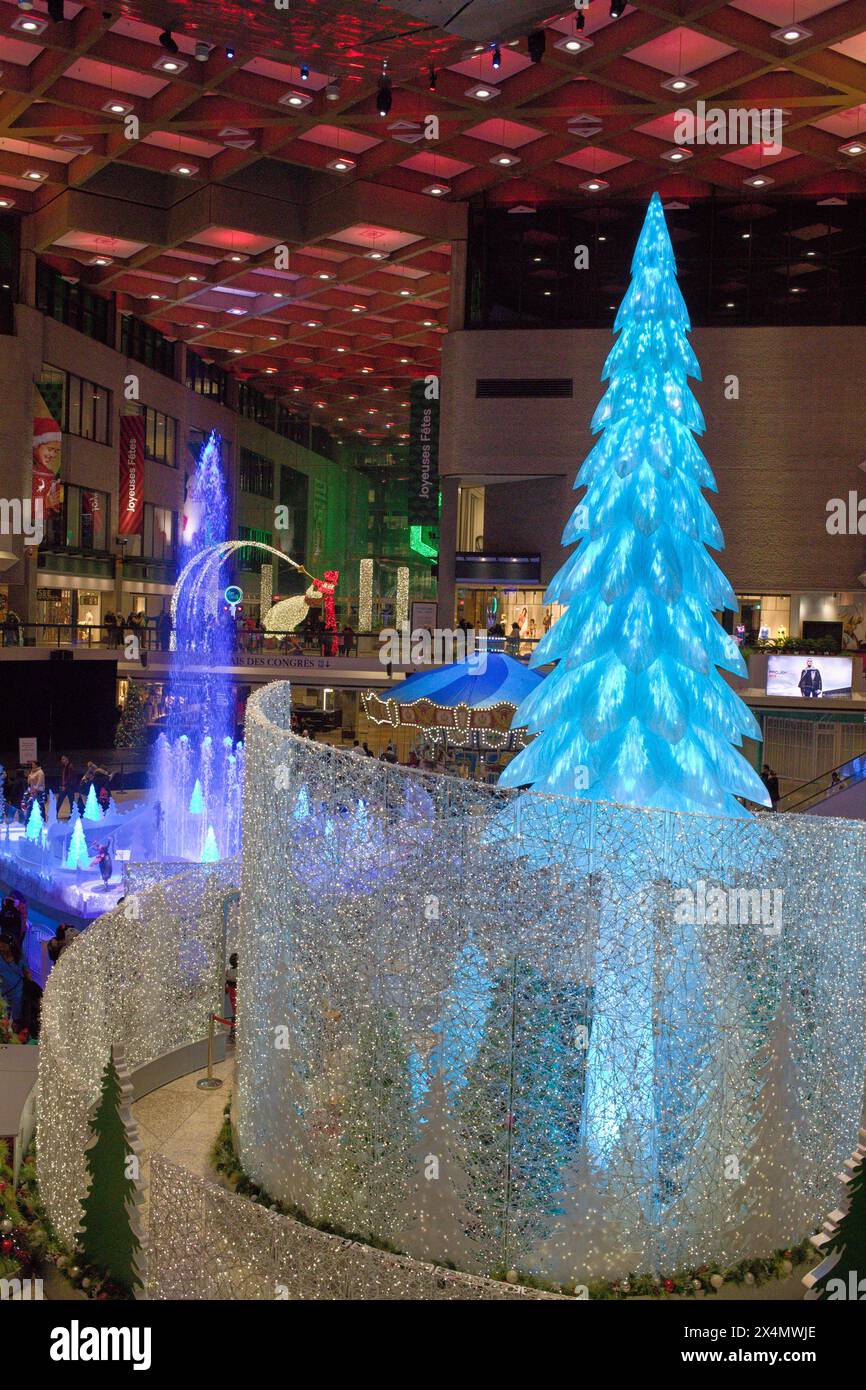 Kanada, Montreal, Complexe Desjardins, Weihnachtsdekoration, Stockfoto