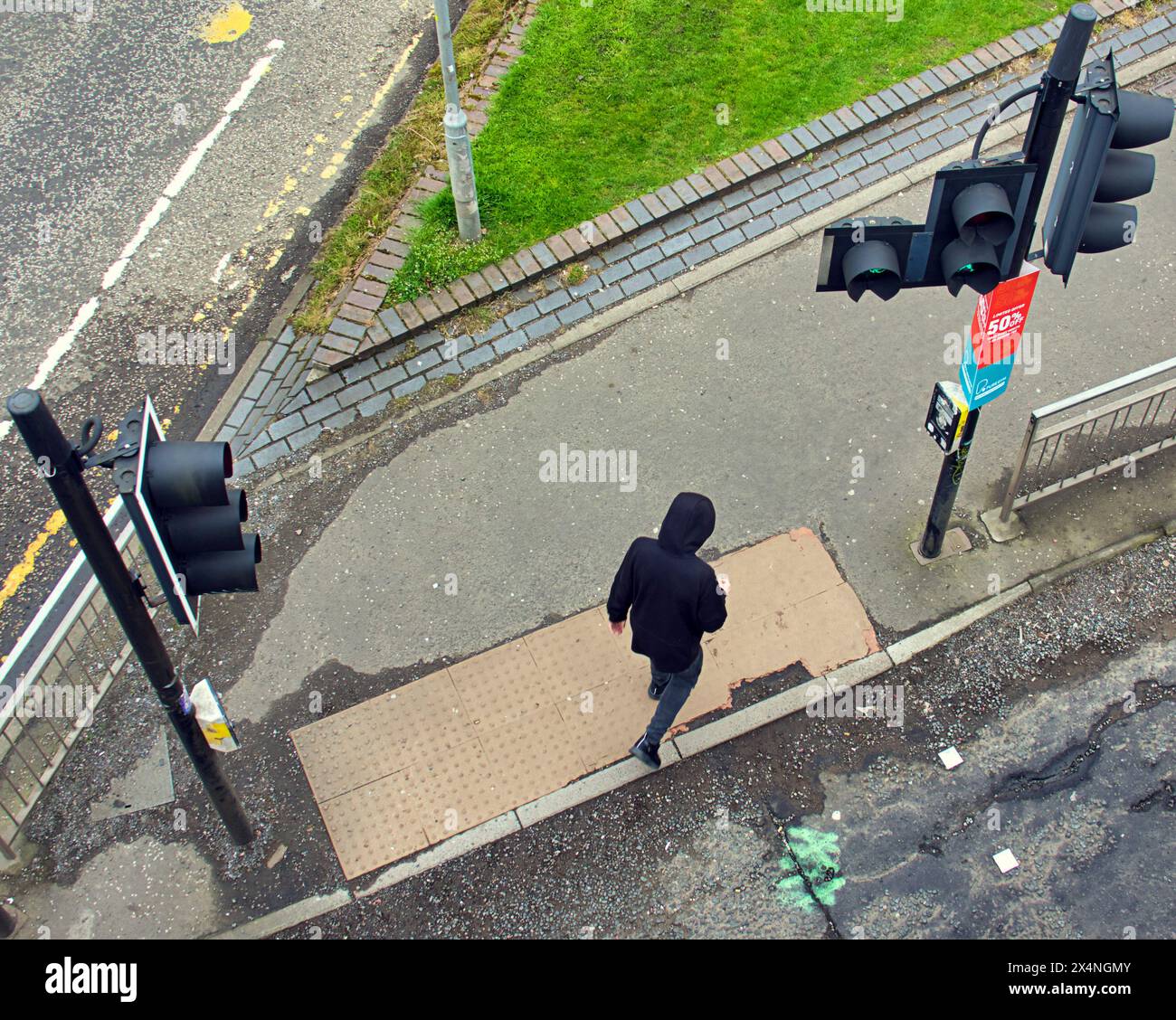 Glasgow, Schottland, Großbritannien. 4. Mai 2024: Wetter in Großbritannien: Sonniges sommerliches Wetter im Stadtzentrum sah Einheimische und Touristen auf den Straßen. Credit Gerard Ferry/Alamy Live News Stockfoto