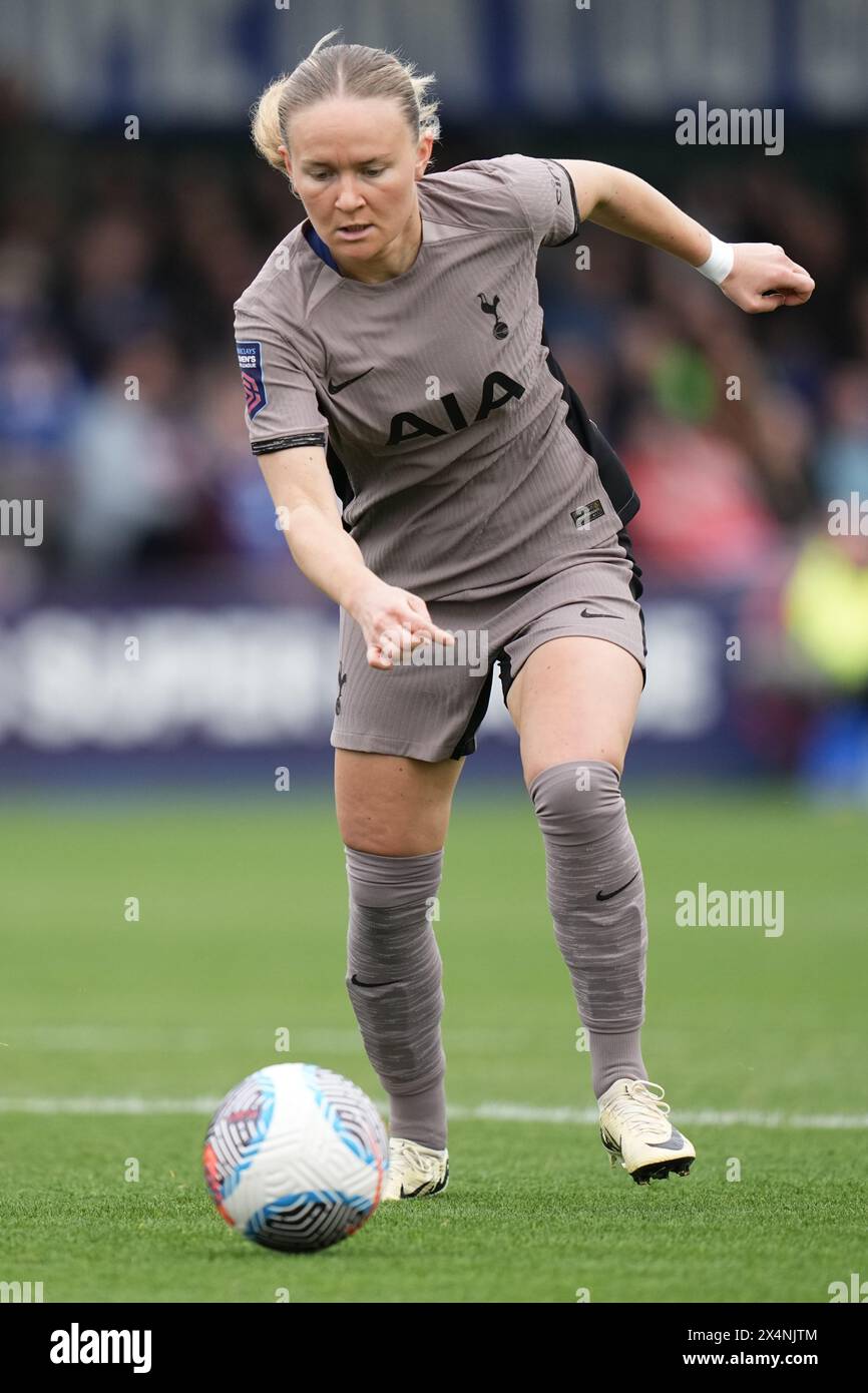 Everton FC gegen Spurs FC Barclays Womens Super League WALTON HALL PARK STADIUM, ENGLAND - 4. Mai 2024 Matilda Vinberg von Tottenham Hotspur während des Barclays Women’s Super League Spiels zwischen Everton FC und Spurs FC im Walton Hall Park Stadium am 28. April 2024 in Liverpool England. (Foto Alan Edwards) Stockfoto