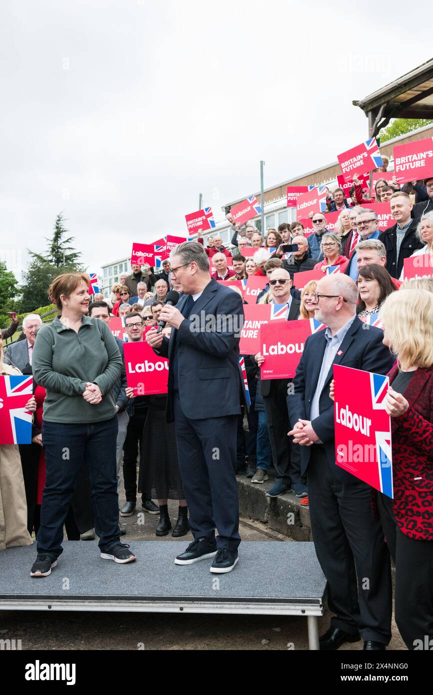 Sir Keir Starmer, Oppositionsführer und Anführer der Labour Party und Claire Ward, Bürgermeisterin der East Midlands. Stockfoto