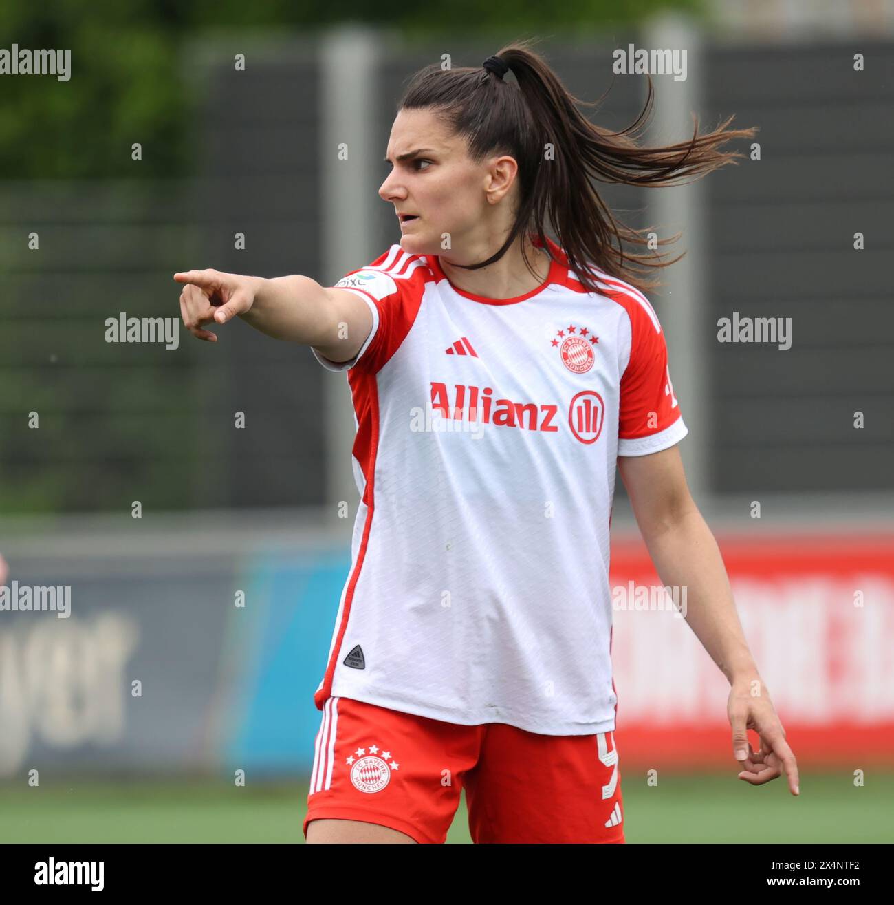 Jovana Damnjanovic (München), Leverkusen, Deutschland. Mai 2024. Frauen-Bundesliga, 18. Spieltag, Bayer 04 Leverkusen - FC Bayern München. Quelle: Jürgen Schwarz/Alamy Live News Stockfoto
