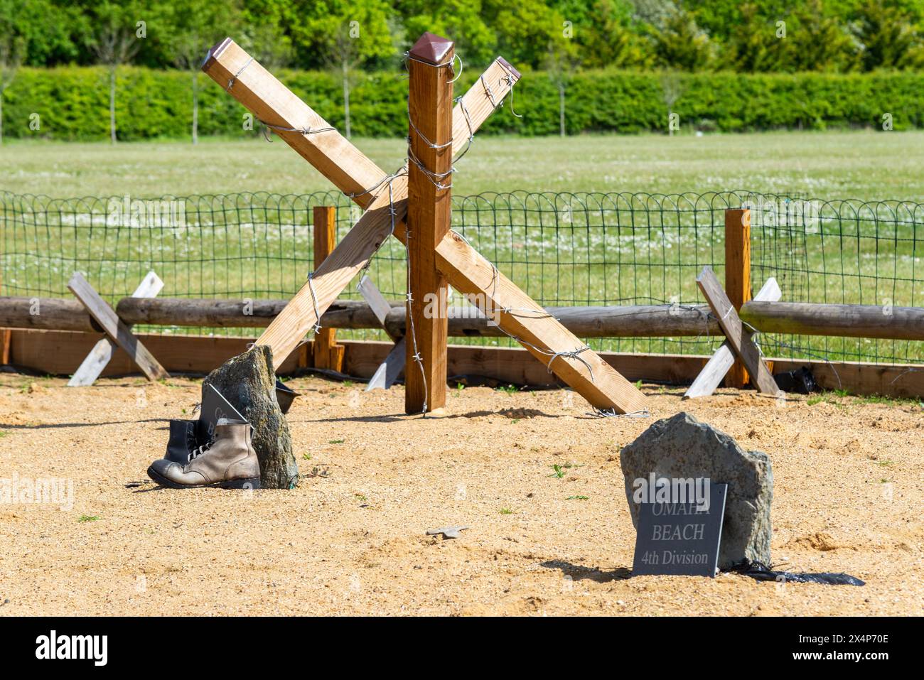 D-Day Gedenkstätte für den Zweiten Weltkrieg an der Living Memorial Site der Whitehouse Farm, Rettendon, Essex, Großbritannien. Stockfoto
