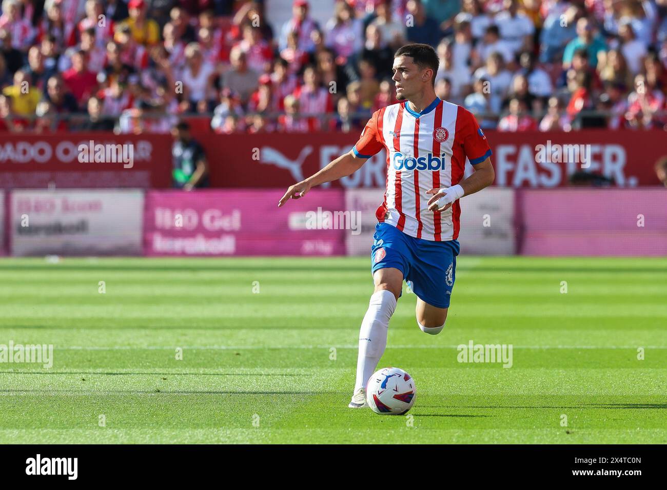 Girona, Spanien. Mai 2024. Miguel Gutierrez (3) von Girona, der während des LaLiga-Spiels zwischen Girona und FC Barcelona bei der Estadi Montilivi in Girona gesehen wurde. (Foto: Gonzales Photo/Alamy Live News Stockfoto