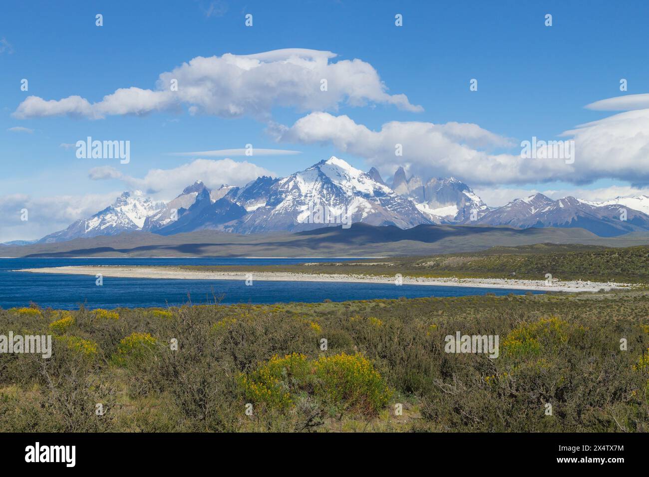 Sarmiento Seeblick, Torres del Paine Nationalpark, Chile. Chilenischen Patagonien Landschaft Stockfoto