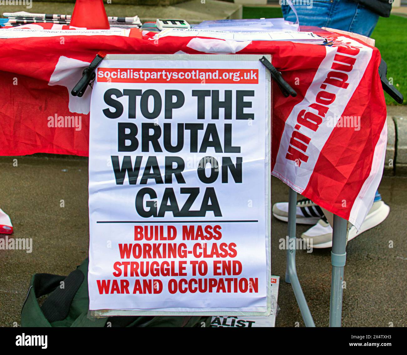 Glasgow, Schottland, Großbritannien. 5. Mai 2024: STUC May Day March, beginnend mit den Stadtkammern und dem george Square, mit ähnlichen Märschen in Edinburgh und Aberdeen. Credit Gerard Ferry /Alamy Live News Stockfoto