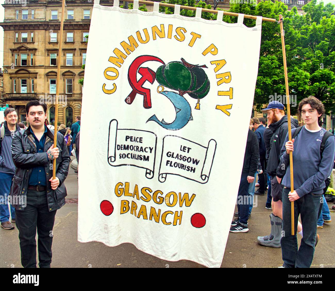 Glasgow, Schottland, Großbritannien. 5. Mai 2024: STUC May Day March, beginnend mit den Stadtkammern und dem george Square, mit ähnlichen Märschen in Edinburgh und Aberdeen. Credit Gerard Ferry /Alamy Live News Stockfoto