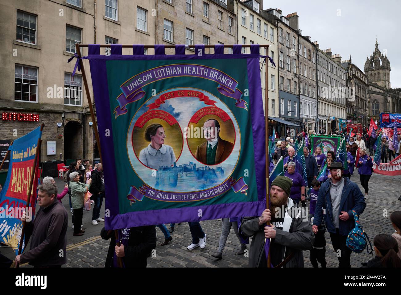 Edinburgh Schottland, Vereinigtes Königreich 05. Mai 2024. Mai Marsch durch das Zentrum der Stadt. Credit sst/alamy Live News Stockfoto