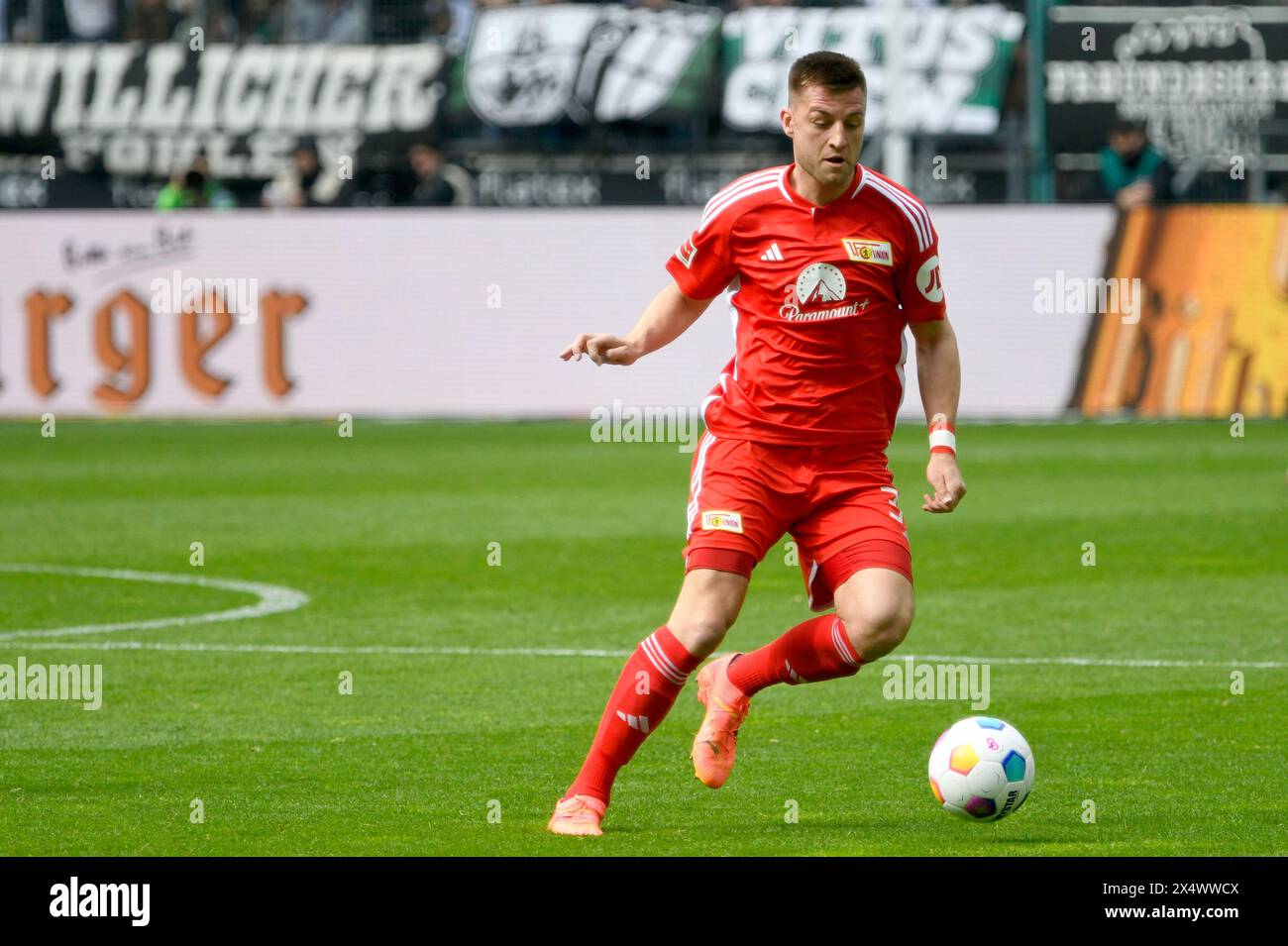 Borussia Park Mönchengladbach, Deutschland, 28.4,2024, Fußball: Bundesliga-Saison 2023/24 Spieltag 31, Borussia Mönchengladbach (BMG) vs FC Union Berlin (FCU) 0:0 — Robin Knoche (FCU) Stockfoto