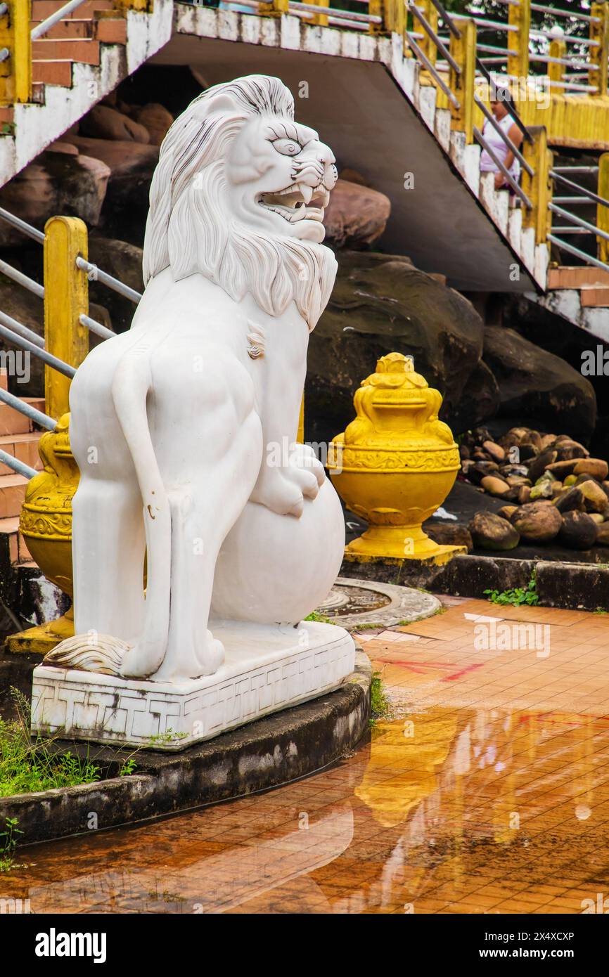 Aluthgama, Sri Lanka 07. 2023 Statue im Kande Viharaya Tempel in Aluthgama in der Nähe des beliebten Touristenzentrums Bentota und Beruwala Stockfoto