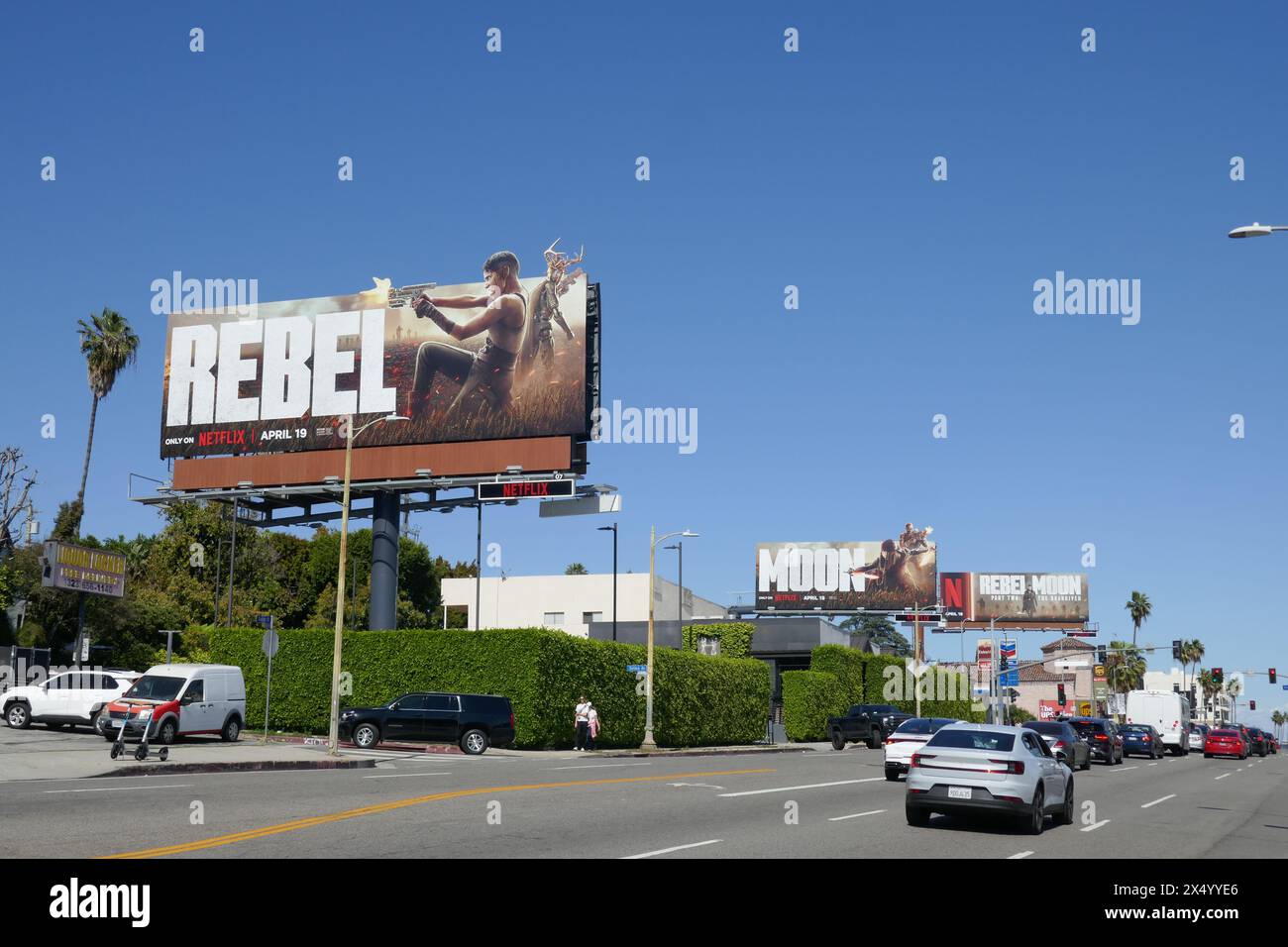 5. Mai 2024 Rebel Moon Plakate am Sunset Blvd am 5. Mai 2024 in Los Angeles, Kalifornien, USA. Foto: Barry King/Alamy Stock Photo Stockfoto