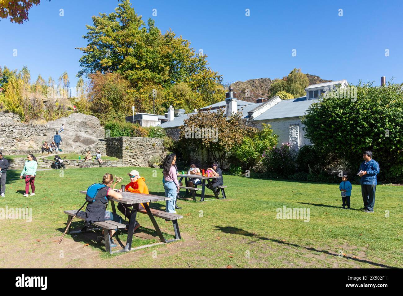 Buckingham Green im Herbst, Buckingham Street, Arrowtown, Otago, South Island, Neuseeland Stockfoto