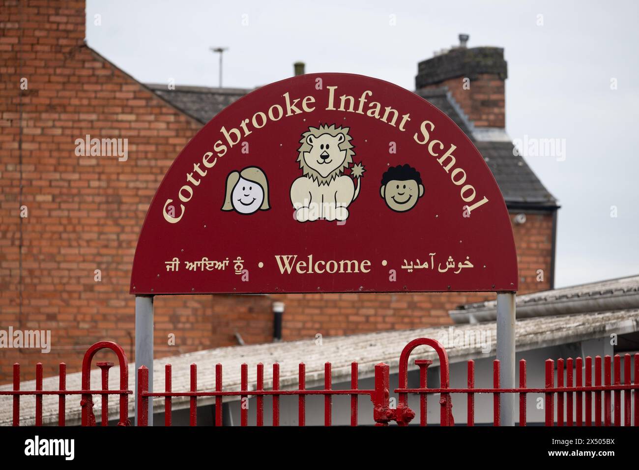 Cottesbrooke Infant School Schild, Acocks Green, West Midlands, England, Großbritannien Stockfoto