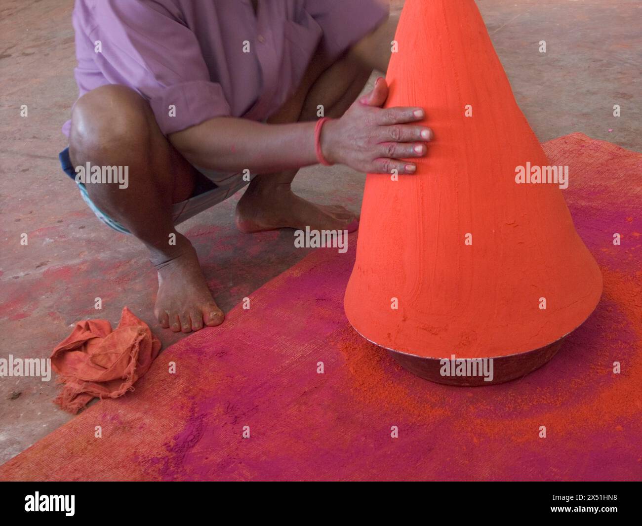 Bunte Pulver für den Einsatz in Hindu religiösen Zeremonie Stockfoto