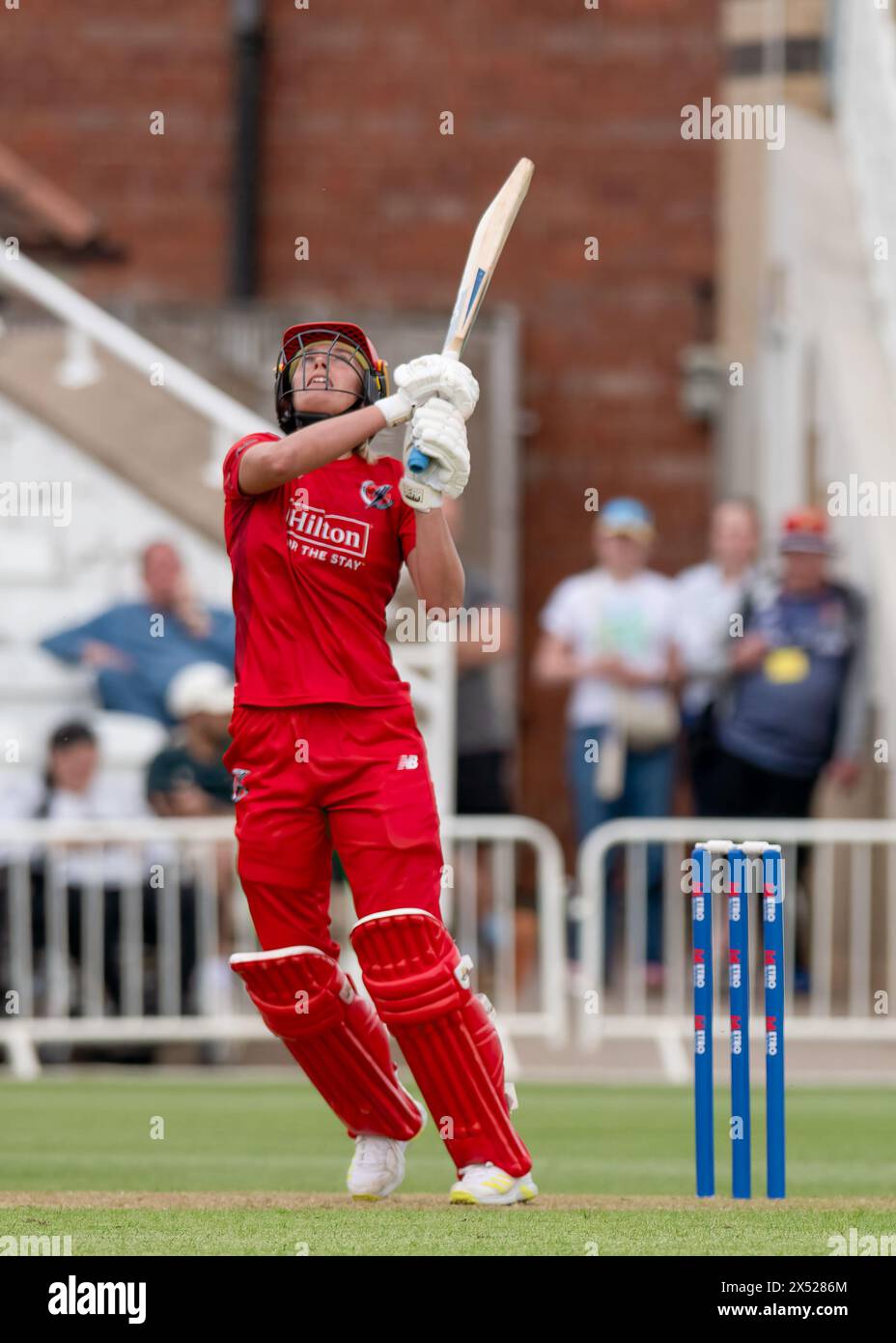 Nottingham, Vereinigtes Königreich, Trent Bridge Cricket Ground. Mai 2024. T20 der Blaze V Donner. Von links nach rechts: Phoebe Graham (Donner) Batting. Quelle: Mark Dunn/Alamy Live News Stockfoto