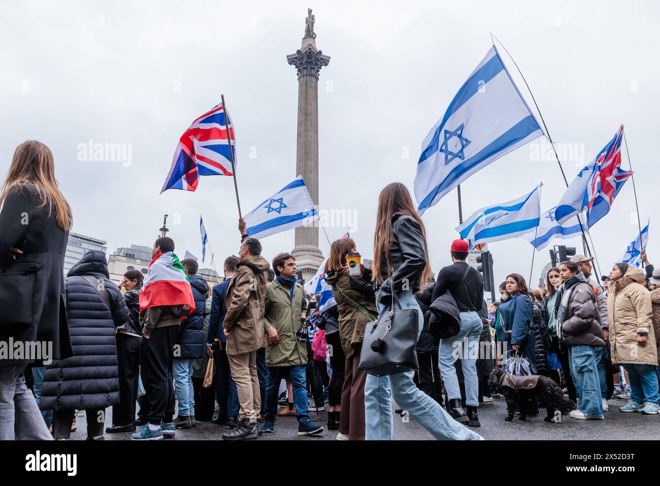 March for Life, London, Großbritannien. Mai 2024. Fast 1500 Menschen vieler Glaubensrichtungen nahmen am historischen und ersten Lebensmarsch in London Teil, um den Yom HaShoah Holocaust-Gedenktag zu feiern. Organisiert von der Christian Action Against Antisemitismus (CAAA), vereint Holocaust-Überlebende, Nachkommen von Nazi-Tätern und Einzelpersonen aller Glaubensrichtungen unter dem Motto „am Israel Chai“ Foto von Amanda Rose/Alamy Live News Stockfoto