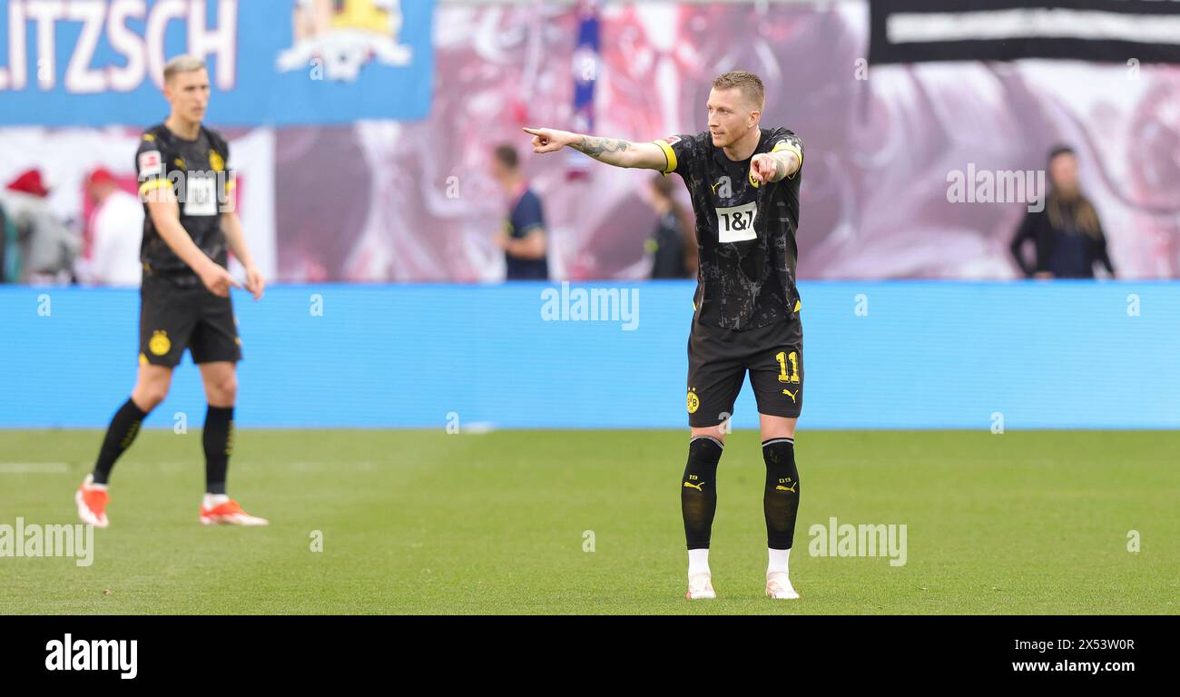 Leipzig, Deutschland. April 2024. firo: 27.04.2024, Fußball, 1.Liga, 1.Bundesliga, Saison 2023/2024, RB, Red Bull Leipzig - BVB, Borussia Dortmund 4:1 Marco Reus, BVB, Geste Credit: dpa/Alamy Live News Stockfoto