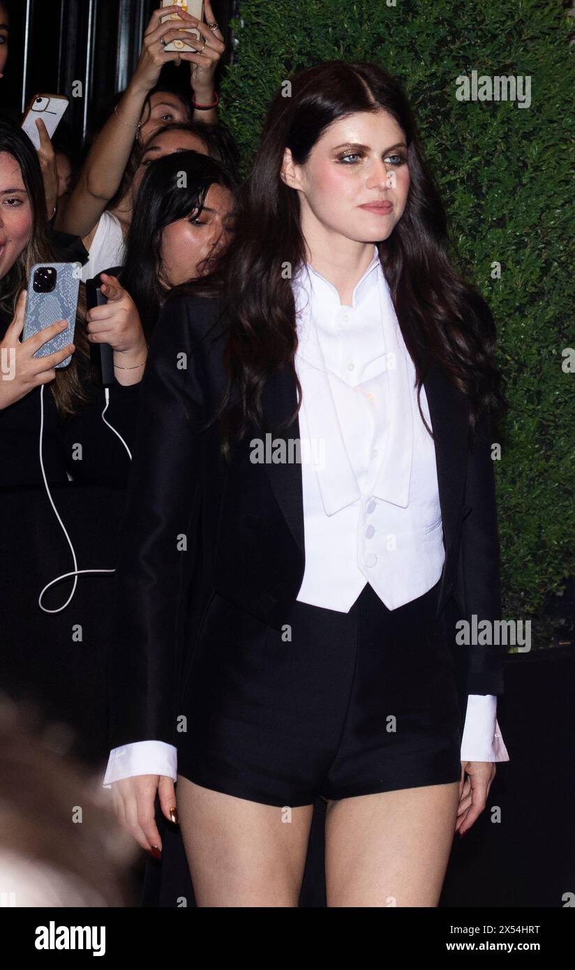 New York, USA. Mai 2024. Alexandra Daddario tritt auf den roten Teppich für die Met Gala Afterparty im Mark Hotel. Quelle: John Garry/Alamy Live News Stockfoto