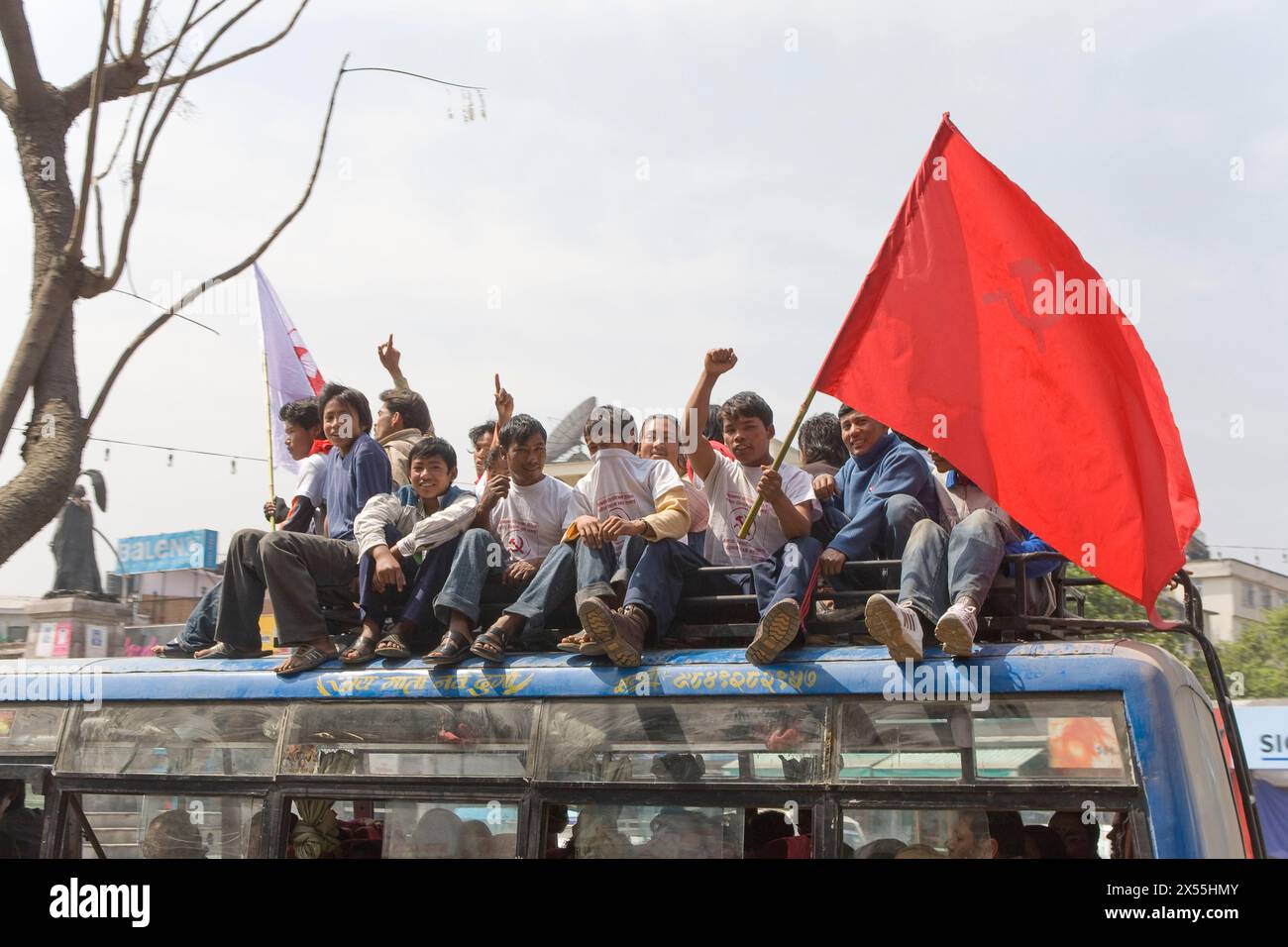 MAOISTEN IN DER NEPALESISCHEN GESELLSCHAFT IN KATHMANDU NEPAL Stockfoto