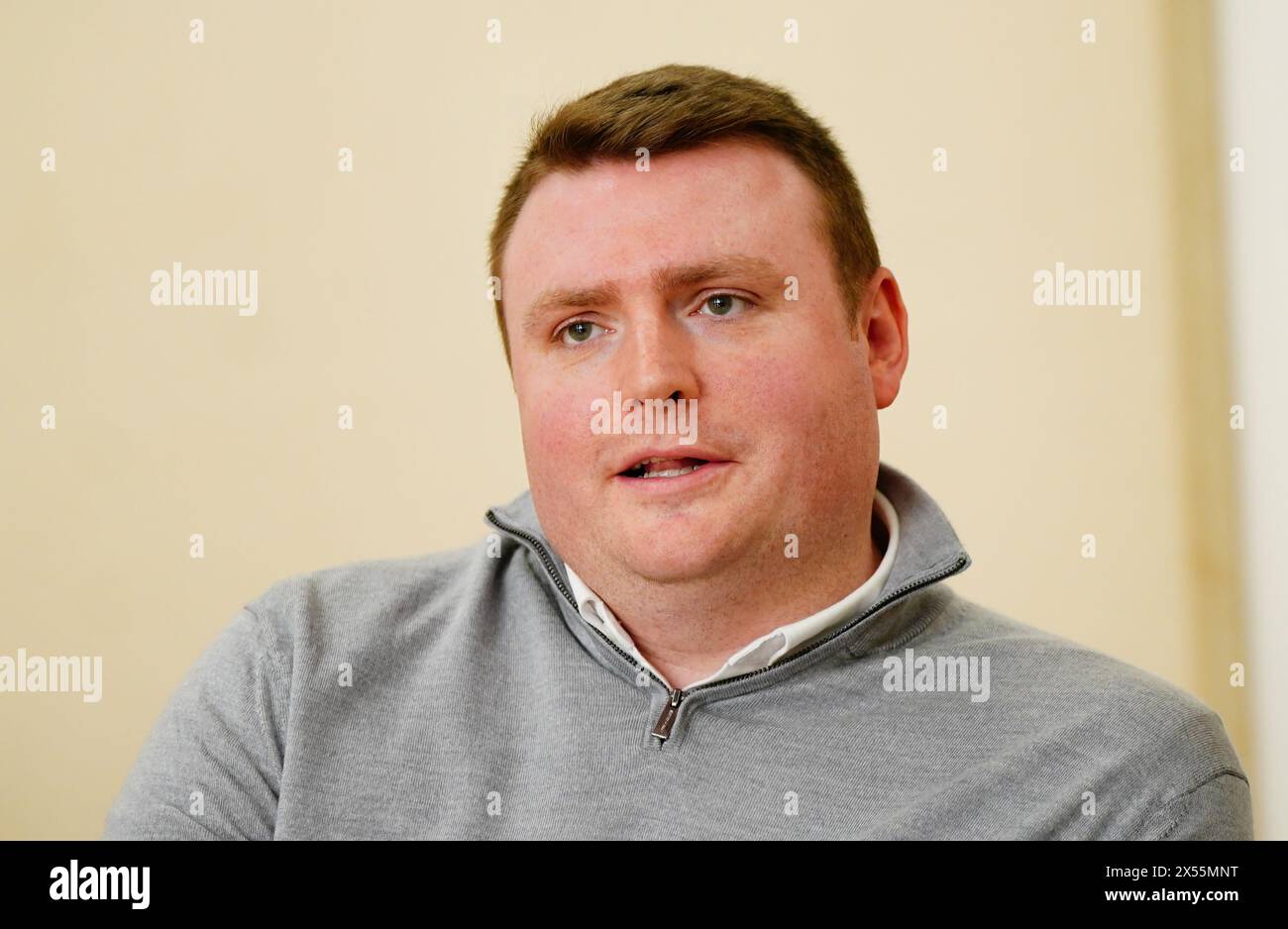 Thomas Concannon, Premier League Network Manager der Football Supporters' Association, spricht während des Pressebriefings vor der EM 2024 im Foreign and Commonwealth Development Office in London. Bilddatum: Dienstag, 7. Mai 2024. Stockfoto