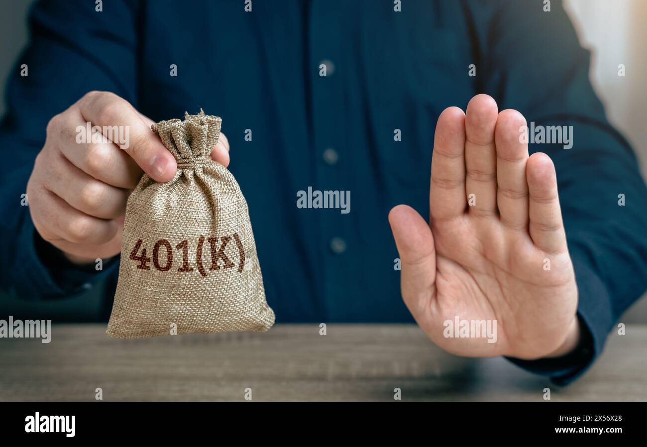 Merkmale eines 401-000-Pensionsplans. Funktionswarnungen. Vor- und Nachteile. Aussetzung des Rentensparprogramms. Risiken. Ein finanzieller Vorteil Stockfoto