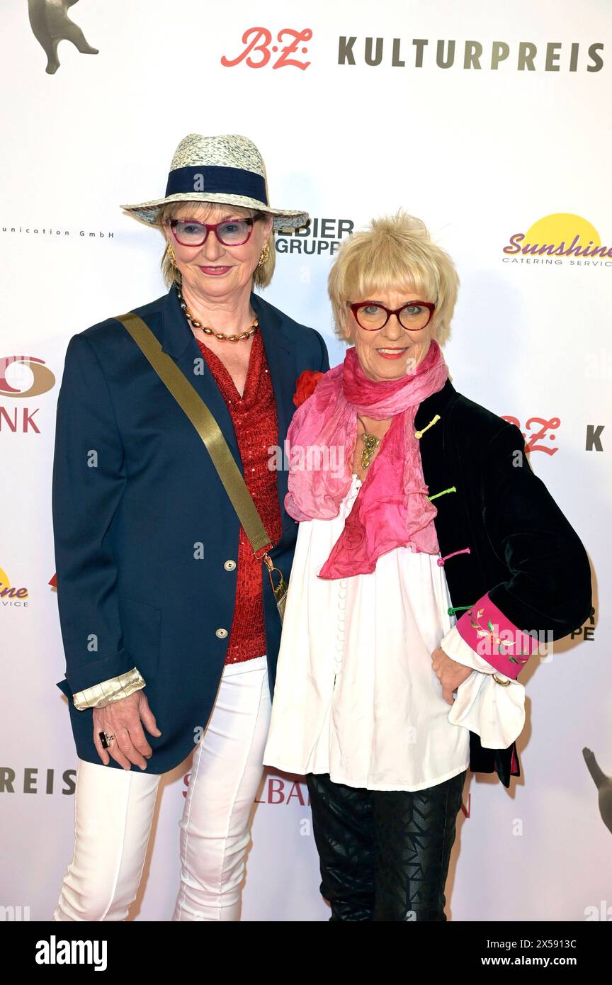 Gerit König und Monika Ehrhardt Lakomy bei der Verleihung des 30. B.Z. Kulturpreises 2024 im Theater am Potsdamer Platz. Berlin, 07.05.2024 *** Gerit König und Monika Ehrhardt Lakomy bei der Präsentation des B Z Kulturpreises 30 2024 im Theater am Potsdamer Platz Berlin, 07 05 2024 Foto:XF.xKernx/xFuturexImagex kulturpreis 4525 Stockfoto